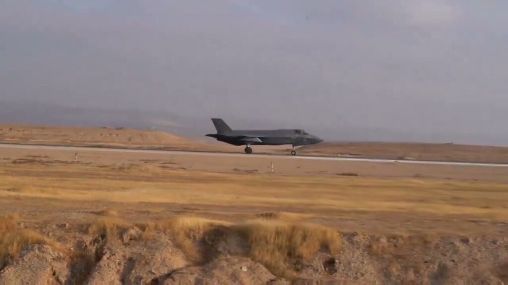 Fuerza Aerea Israeli Retorna Triunfante a la Base de Nevatim