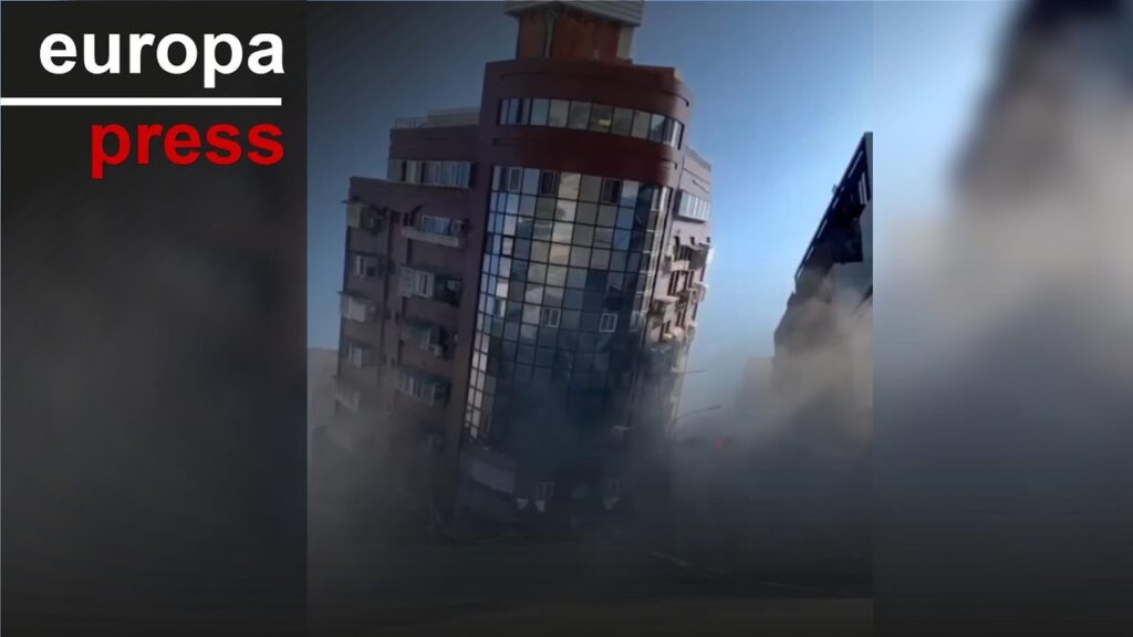 Taiwan eleva a mas de mil los heridos por el terremoto con unas 140 personas aun atrapadas