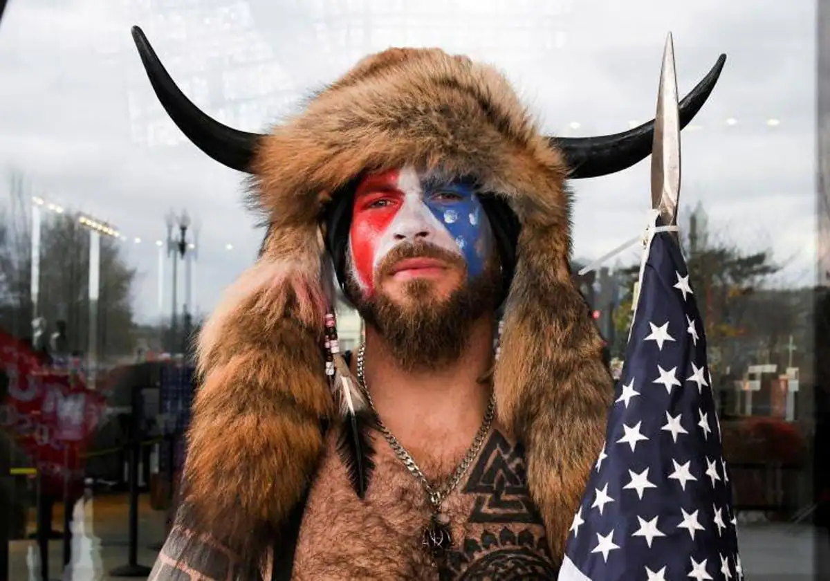 chaman capitolio kOYC U606553007193hD 1200x840@abc.jpg