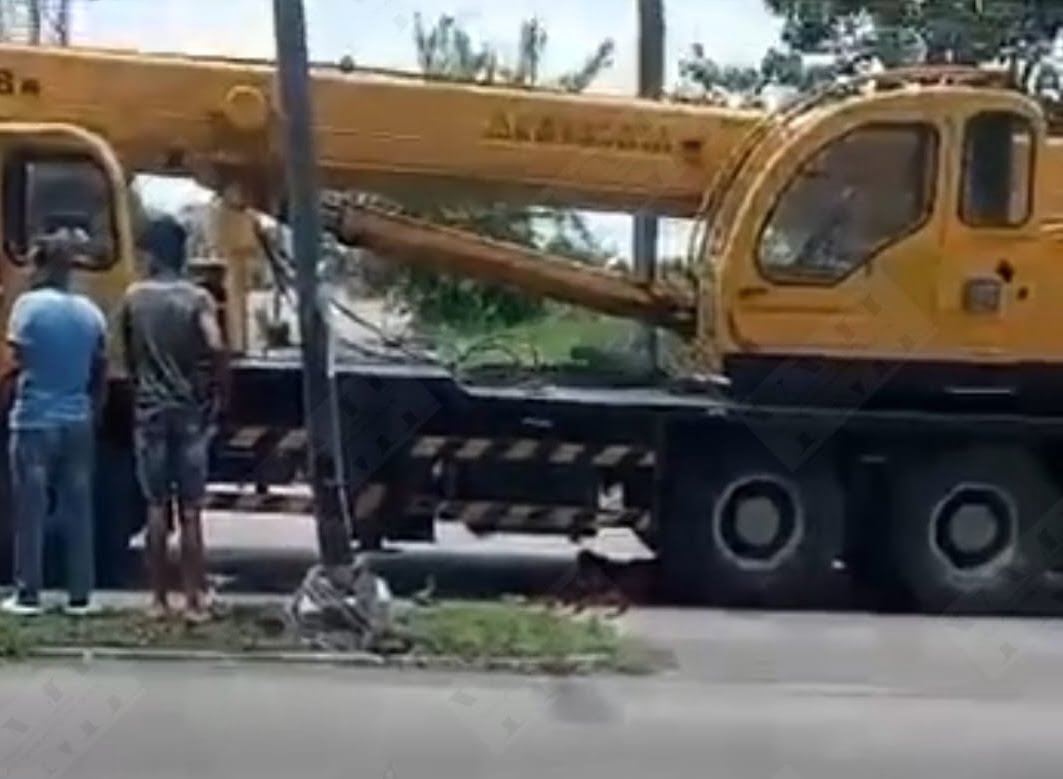 Hombre fallece tras ser atropellado por una grúa