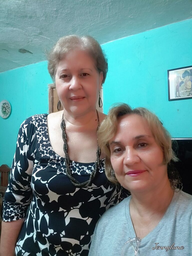 Alina Bárbara López Hernández y Jenny Pantoja Torres