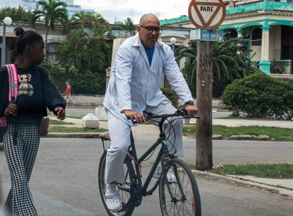 5df2eb9d2b26a47814f30d633743128ae304fbee