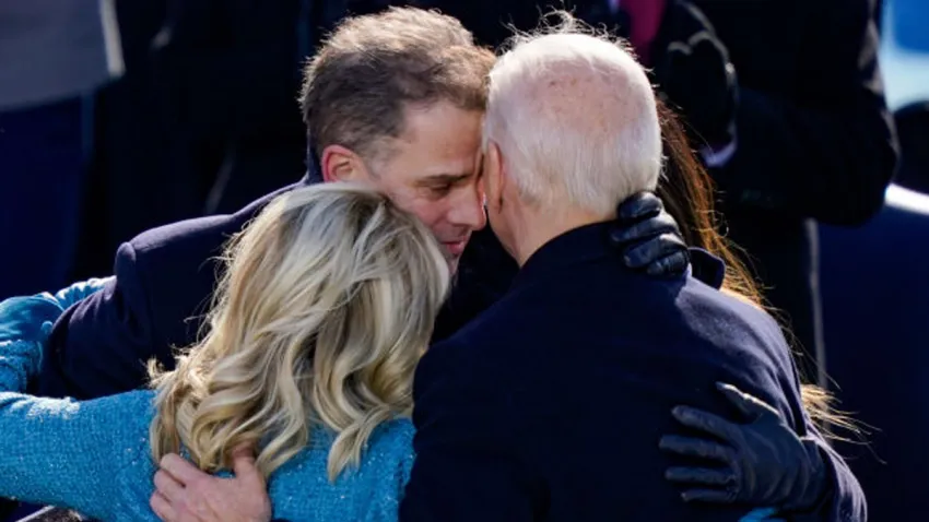 Hunter Biden Joe Biden.jpg