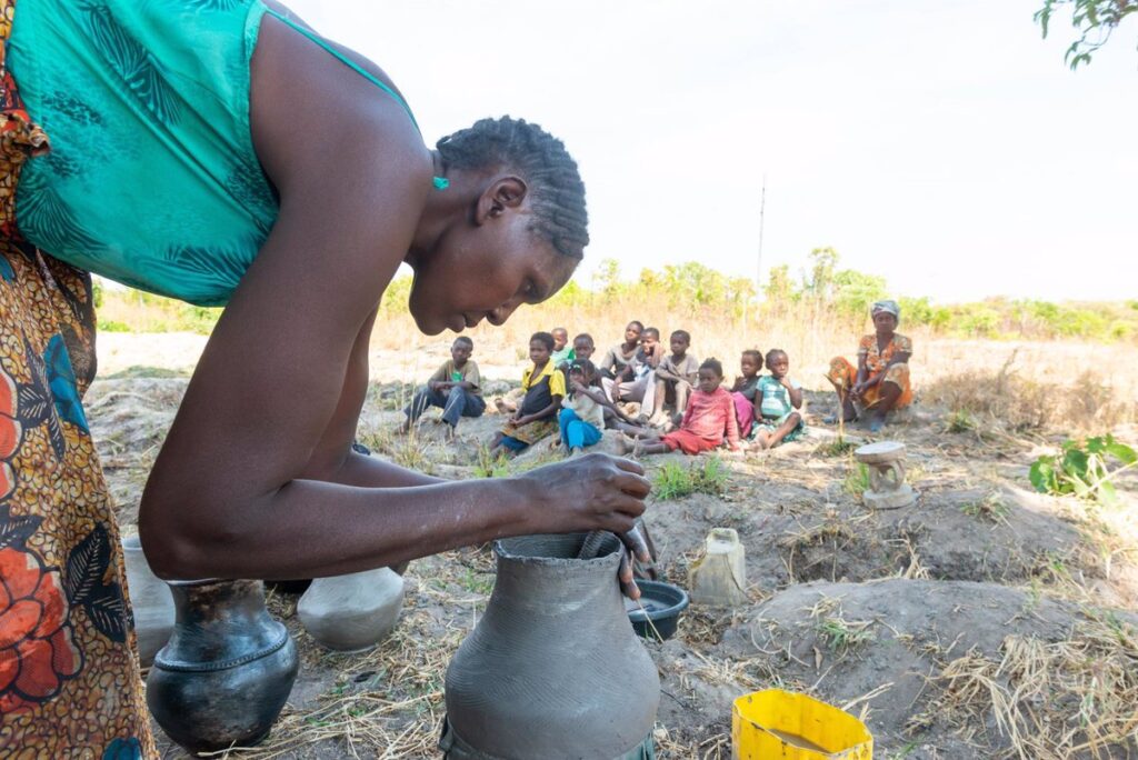 Niños en Zambia. - Europa Press/Contacto/Lou Jones