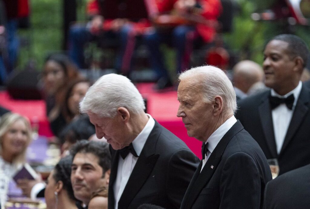 Bill Clinton y Joe Biden - Europa Press