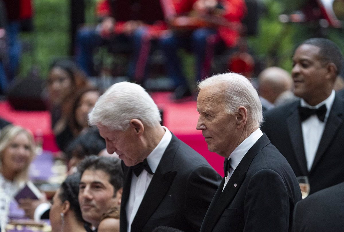 Bill Clinton y Joe Biden - Europa Press