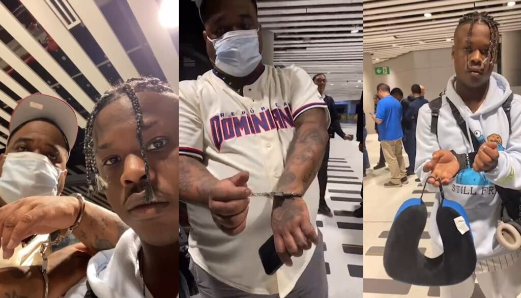 Hombres en aeropuerto con máscaras y camiseta dominicana