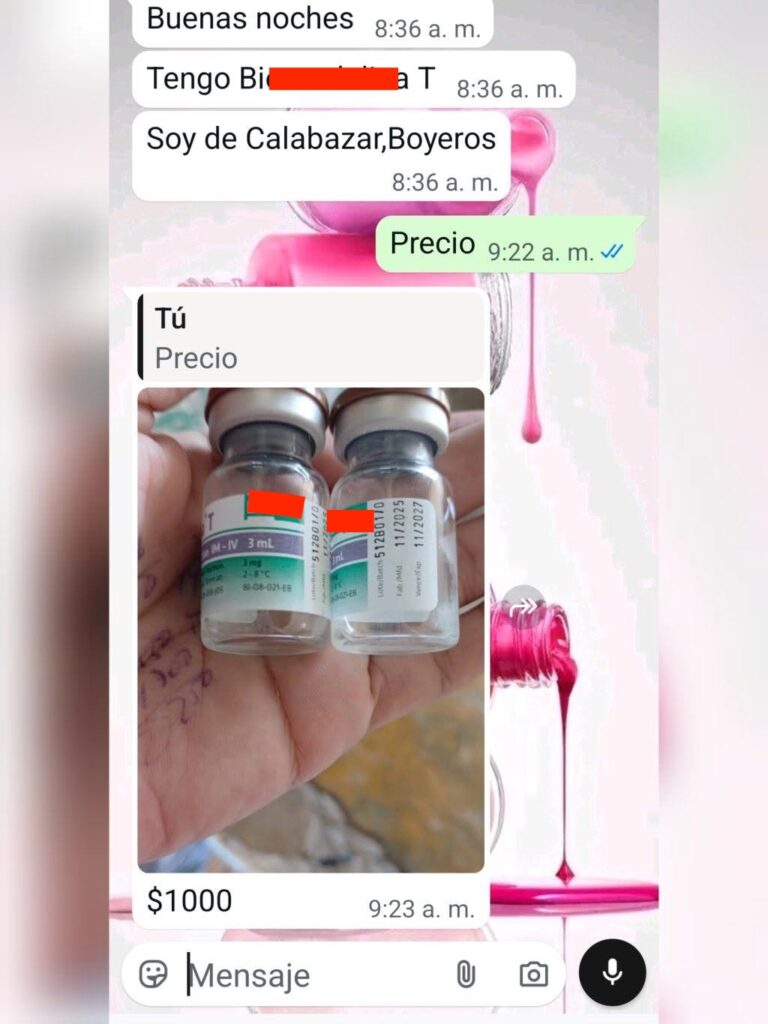 Captura de chat de WhatsApp con viales médicos y precio.