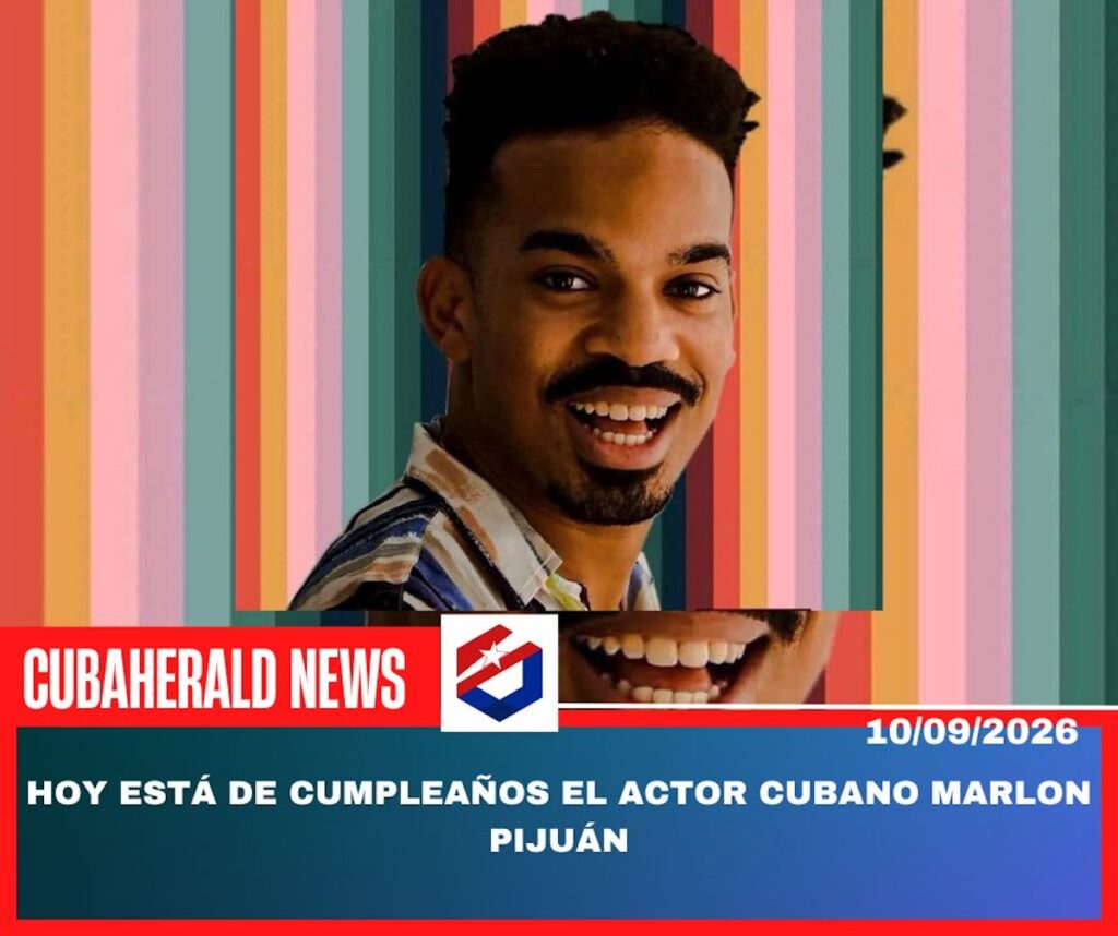 Actor cubano Marlon Pijuán sonriendo sobre fondo de rayas coloridas.